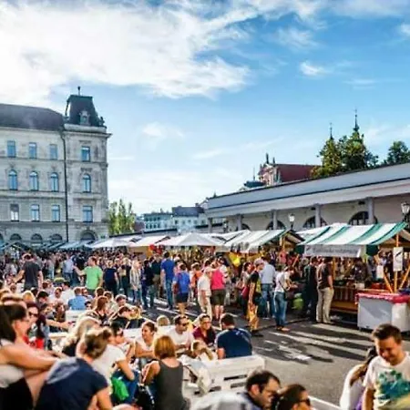 Počitniška hiša Rocky Mountain House Ljubljana